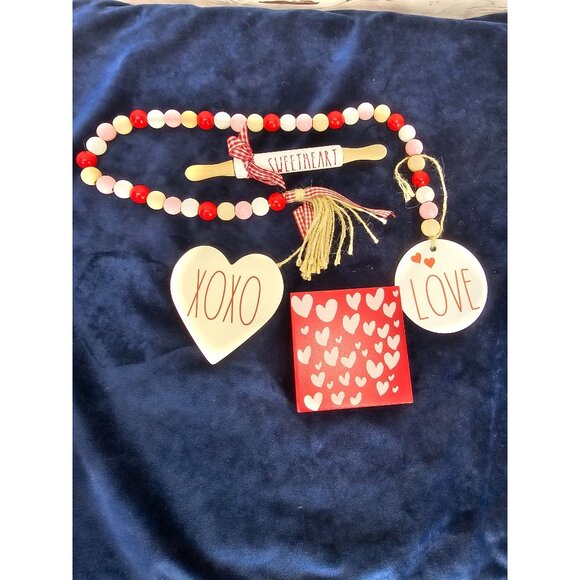Valentine's Day Wooden Bead Garland Décor Set With Sweetheart XOXO Love & Hearts - Picture 6 of 7